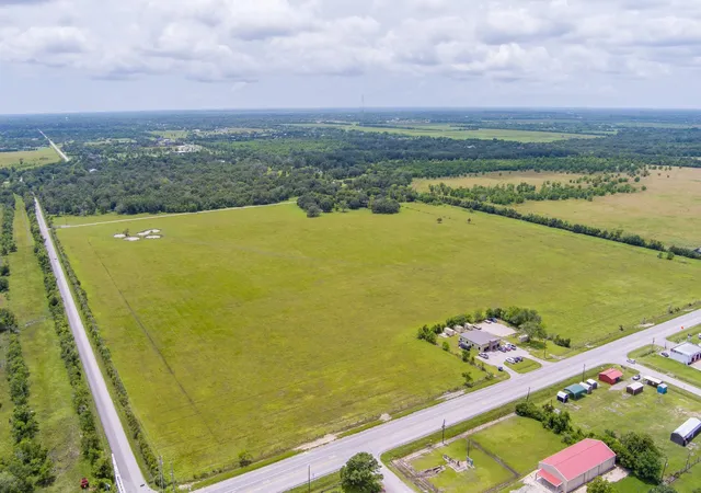 Photo 3 of Land for sale at 8210 Fm 517 Rd W, Dickinson, TX 77539 | MLS# 86271928 | Listing updated on 2026-09-23