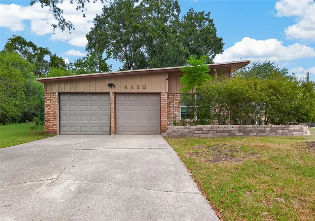 Photo 1 of Single family home for sale at 9550 Fairdale Ln, Houston, TX 77063 | MLS# 91199584 | Listing updated on 2026-09-19