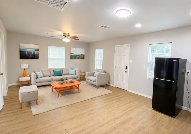 Photo 2 of Single family home for sale at 15521 Highway 6, Santa Fe, TX 77517 | MLS# 86821564 | Listing updated on 2026-09-11