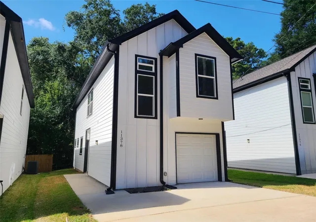 Photo 1 of Single family home for sale at 11378 Underwood St, Willis, TX 77318 | MLS# 17911684 | Listing updated on 2026-09-16