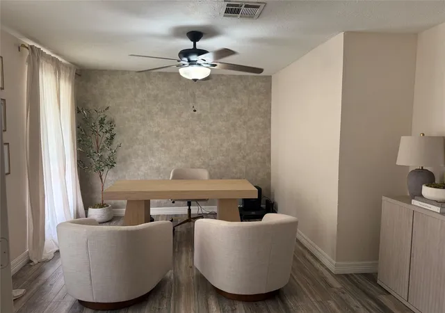 Photo 3 of Single family home for sale at 4327 Oakside Dr, Houston, TX 77053 | MLS# 38049530 | Listing updated on 2026-09-15