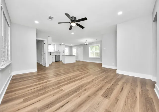 Photo 3 of Single family home for sale at 5651 Mccormick St, Houston, TX 77023 | MLS# 8411903 | Listing updated on 2026-09-21