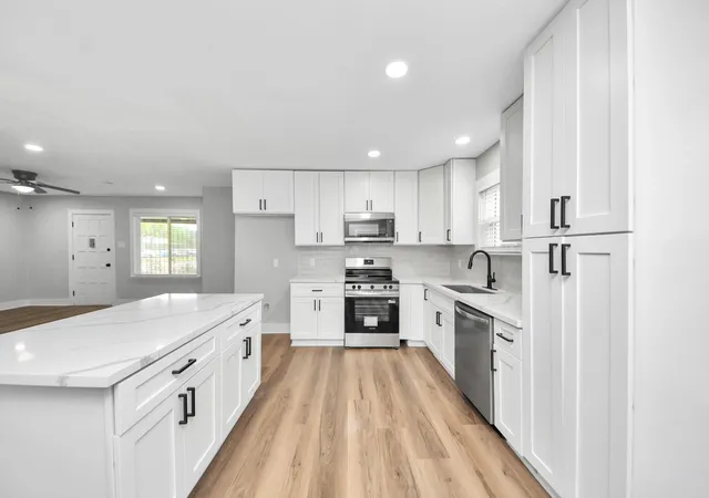 Photo 3 of Single family home for sale at 5651 Mccormick St, Houston, TX 77023 | MLS# 8411903 | Listing updated on 2026-09-21