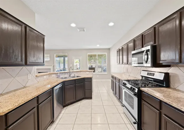 Photo 3 of Single family home for sale at 2931 Destin Shore Dr, Houston, TX 77084 | MLS# 795866 | Listing updated on 2026-09-21