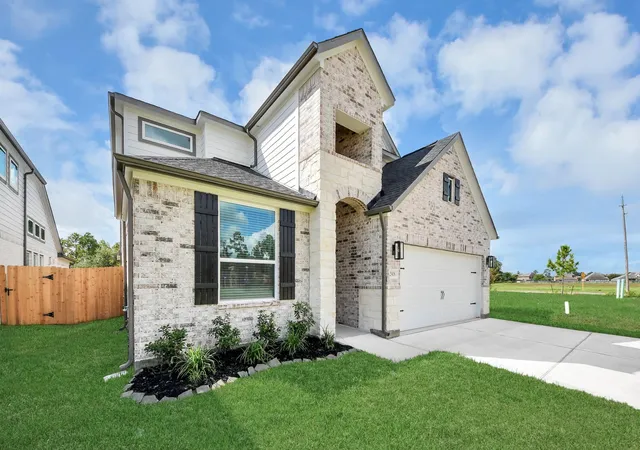 Photo 2 of Single family home for sale at 2906 Bury Park Dr, Spring, TX 77373 | MLS# 93167941 | Listing updated on 2026-10-05
