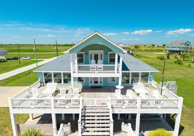 Photo 1 of Single family home for sale at 804 Sombrero Dr, Port Bolivar, TX 77650 | MLS# 1064171 | Listing updated on 2026-09-21