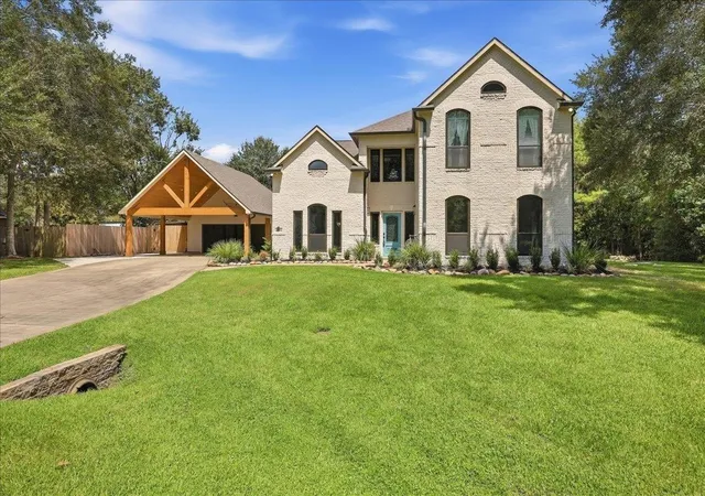 Photo 1 of Sale Pending at 11000 Ashleigh Pl, Beaumont, TX 77705 | MLS# 64238802 | Listing updated on 2026-10-04
