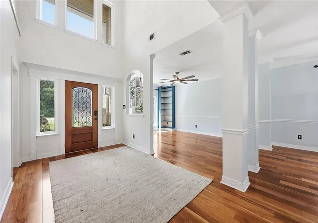 Photo 3 of Sale Pending at 11000 Ashleigh Pl, Beaumont, TX 77705 | MLS# 64238802 | Listing updated on 2026-10-04