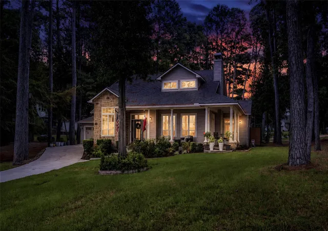 Photo 1 of Sale Pending at 15732 Lakeway Dr, Willis, TX 77318 | MLS# 10464773 | Listing updated on 2026-09-19
