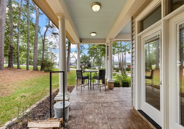 Photo 4 of Sale Pending at 15732 Lakeway Dr, Willis, TX 77318 | MLS# 10464773 | Listing updated on 2026-09-19