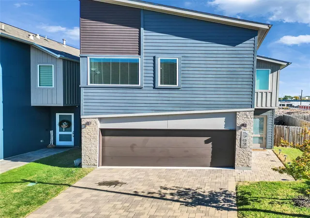 Photo 1 of Single family home for sale at 5702 Rucio Ln, Houston, TX 77092 | MLS# 35889058 | Listing updated on 2026-09-09