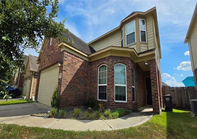 Photo 2 of Single family home for sale at 2496 Elm Xing Trl, Spring, TX 77386 | MLS# 18166026 | Listing updated on 2026-09-01