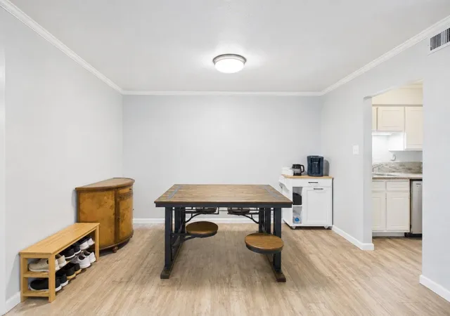 Photo 3 of Condo for sale at 7555 Katy Fwy #49, Houston, TX 77024 | MLS# 69342983 | Listing updated on 2026-09-05