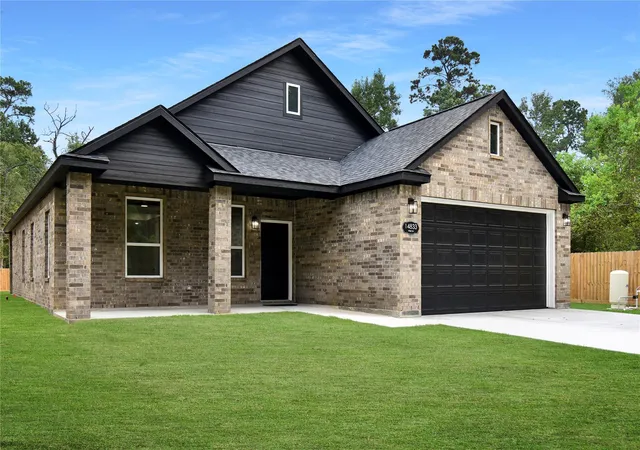 Photo 1 of Single family home for sale at 14833 Pine Dr, Conroe, TX 77302 | MLS# 36238887 | Listing updated on 2026-09-12