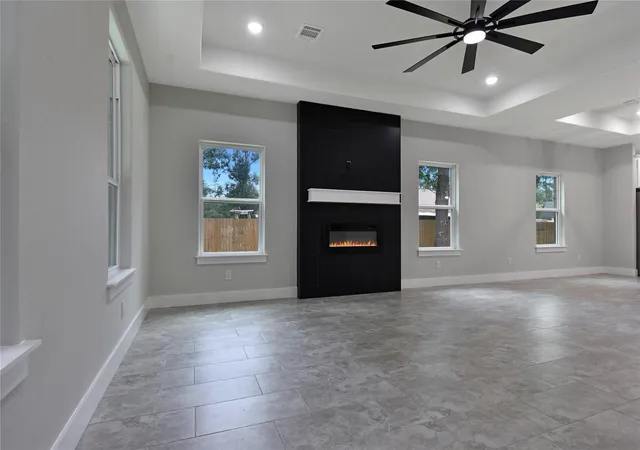 Photo 3 of Single family home for sale at 14833 Pine Dr, Conroe, TX 77302 | MLS# 36238887 | Listing updated on 2026-09-12
