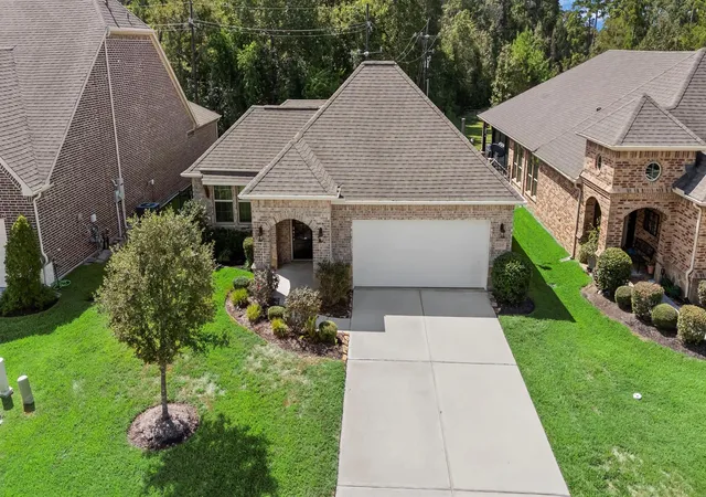 Photo 2 of Single family home for sale at 12215 Forest Villas Ln, Conroe, TX 77304 | MLS# 63031609 | Listing updated on 2026-09-26