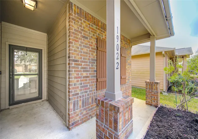 Photo 3 of Single family home for sale at 19022 Ayston Dr, Tomball, TX 77375 | MLS# 42701400 | Listing updated on 2026-09-16