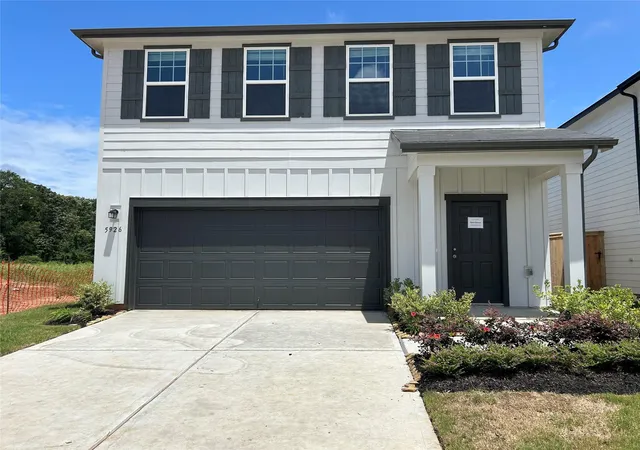Photo 1 of Single family home for sale at 5926 Mercer St, Conroe, TX 77303 | MLS# 52692697 | Listing updated on 2026-09-20