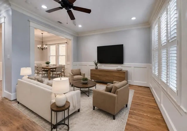 Photo 3 of Single family home for sale at 426 W 25th Street, Houston, TX 77008 | MLS# 31892708 | Listing updated on 2026-09-27