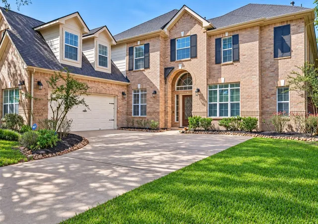 Photo 1 of Single family home for sale at 13611 Cottage Arbor Ct, Sugar Land, TX 77498 | MLS# 41492246 | Listing updated on 2026-09-26