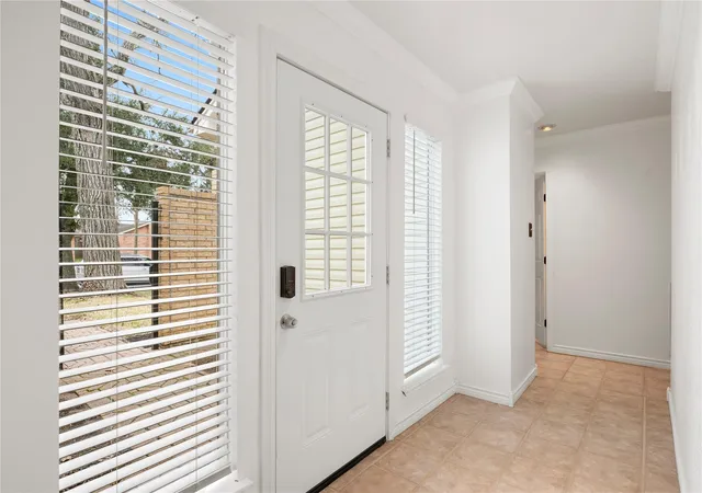 Photo 3 of Single family home for sale at 2506 Bisontine St, Friendswood, TX 77546 | MLS# 61159327 | Listing updated on 2026-09-10
