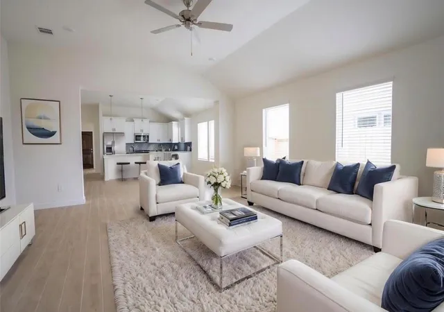 Photo 6 of Sale Pending at 3511 Sago Palm Dr, Manvel, TX 77578 | MLS# 75400756 | Listing updated on 2026-09-07
