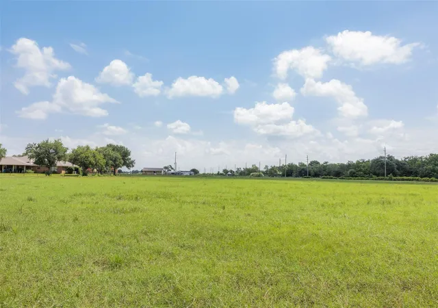 Photo 3 of Land for sale at Tbd Johnston Rd, Wallis, TX 77485 | MLS# 48726925 | Listing updated on 2026-08-31
