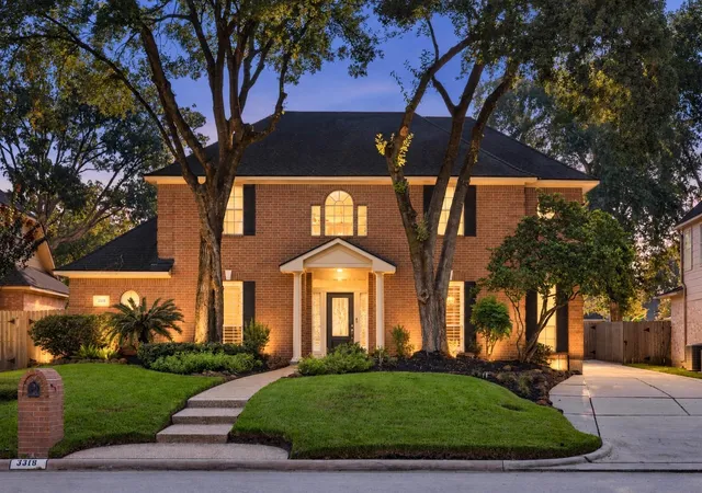 Photo 1 of Single family home for sale at 3318 Clover Valley Dr, Kingwood, TX 77345 | MLS# 27350496 | Listing updated on 2026-10-07