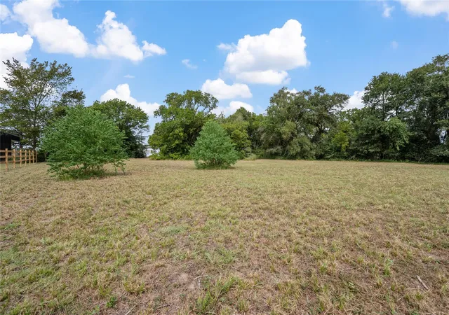 Photo 29 of Single family home for sale at 4237 S Main St, Anahuac, TX 77514 | MLS# 75066486 | Listing updated on 2026-10-06