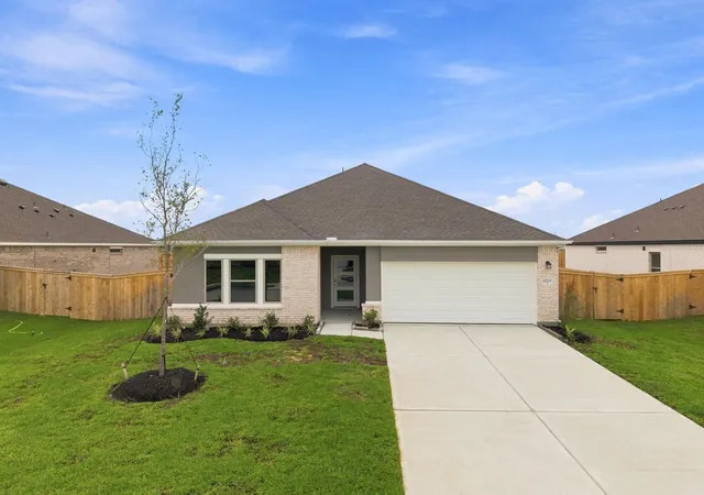 Photo 2 of Single family home for sale at 6719 Pebble Blf Ct, Cove, TX 77523 | MLS# 23177075 | Listing updated on 2026-09-18