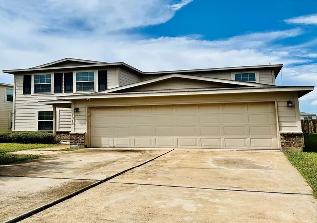 Photo 1 of Single family home for sale at 1312 Barton Crk Ln, Rosenberg, TX 77471 | MLS# 85425775 | Listing updated on 2026-09-11