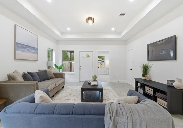 Photo 1 of Single family home for sale at 1105 W Lyle St, Cleveland, TX 77327 | MLS# 34336214 | Listing updated on 2026-09-04