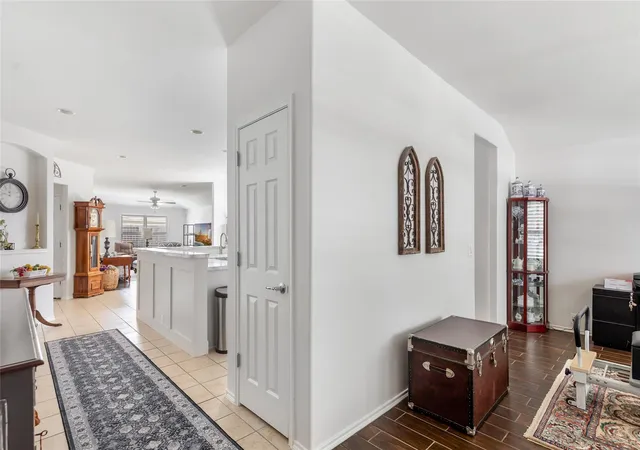 Photo 4 of Single family home for sale at 2708 Woodspring Acres Dr, Kingwood, TX 77345 | MLS# 7489292 | Listing updated on 2026-09-03