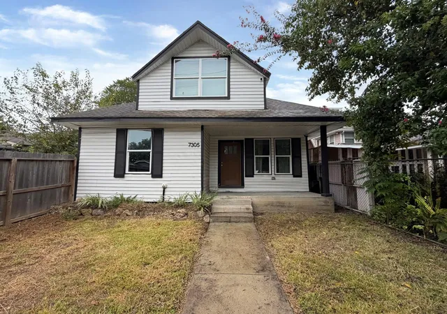 Photo 2 of Single family home for sale at 7305 Capitol St, Houston, TX 77011 | MLS# 87155904 | Listing updated on 2026-09-09