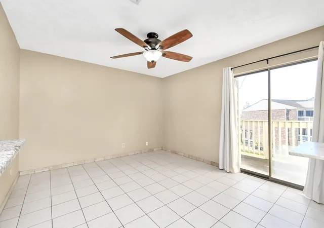 Photo 4 of Condo for sale at 2501 Gulf Fwy #250D, Dickinson, TX 77539 | MLS# 44237224 | Listing updated on 2026-09-12