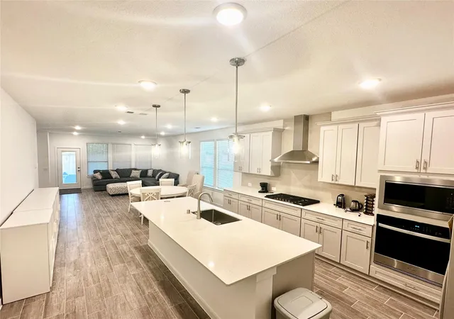 Photo 3 of Single family home for sale at 21122 Milazzo Park Trl, Tomball, TX 77377 | MLS# 86461093 | Listing updated on 2026-09-19