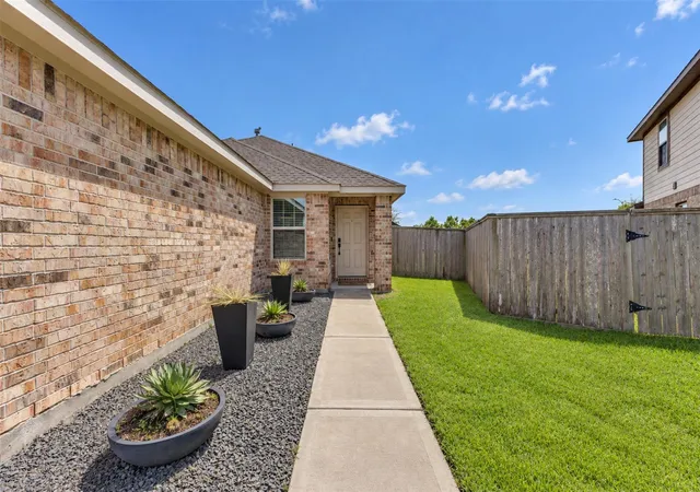 Photo 2 of Single family home for sale at 26607 Lantana Cyn Dr, Katy, TX 77493 | MLS# 88216551 | Listing updated on 2026-09-13