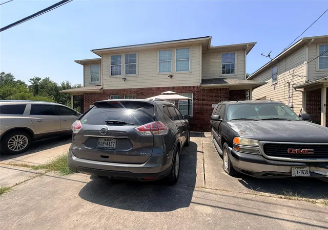 Photo 1 of Multi family home for sale at 7022 Dumble St, Houston, TX 77021 | MLS# 36943728 | Listing updated on 2026-09-08