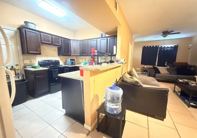 Photo 4 of Multi family home for sale at 7022 Dumble St, Houston, TX 77021 | MLS# 36943728 | Listing updated on 2026-09-08
