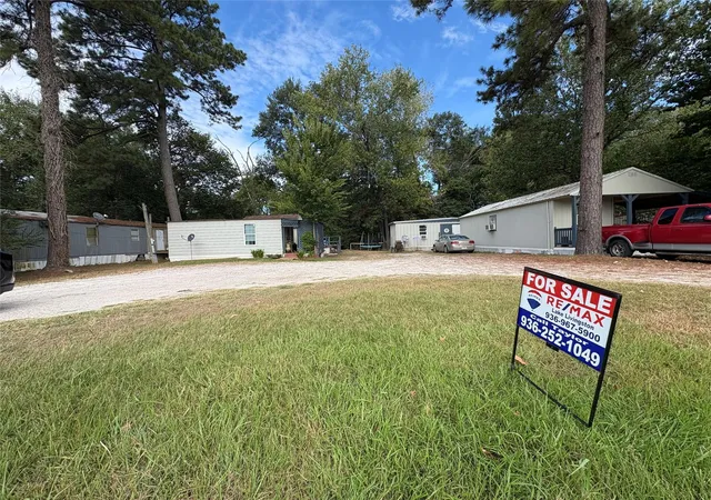 Photo 1 of Multi family home for sale at 1490 S Byrd Ave, Shepherd, TX 77371 | MLS# 17830461 | Listing updated on 2026-09-07