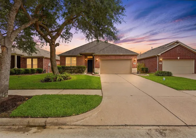 Photo 1 of Single family home for sale at 721 Rufina St, League City, TX 77573 | MLS# 62071944 | Listing updated on 2026-09-09