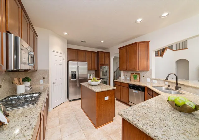 Photo 3 of Single family home for sale at 14422 Lakepointe Bnd Ln, Cypress, TX 77429 | MLS# 40642852 | Listing updated on 2026-09-20
