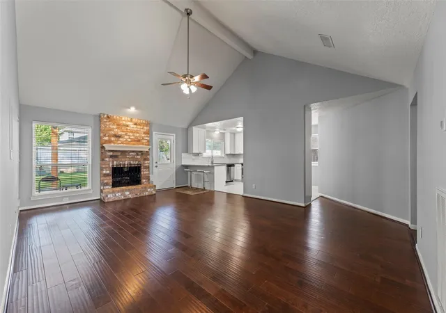 Photo 3 of Sale Pending at 1019 Sugar Mountain Ct, Sugar Land, TX 77498 | MLS# 29330728 | Listing updated on 2026-10-07
