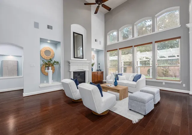 Photo 2 of Single family home for sale at 27 N Arrow Cyn Cir, Spring, TX 77389 | MLS# 48398193 | Listing updated on 2026-09-06