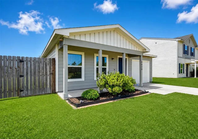 Photo 3 of Single family home for sale at 2029 6th Street, Hempstead, TX 77445 | MLS# 58360322 | Listing updated on 2026-09-23