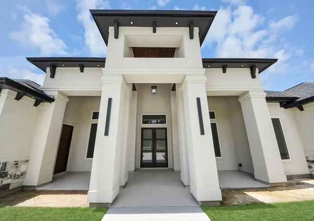 Photo 3 of Single family home for sale at 22932 Moselle Dr, Porter, TX 77365 | MLS# 85692193 | Listing updated on 2026-09-08