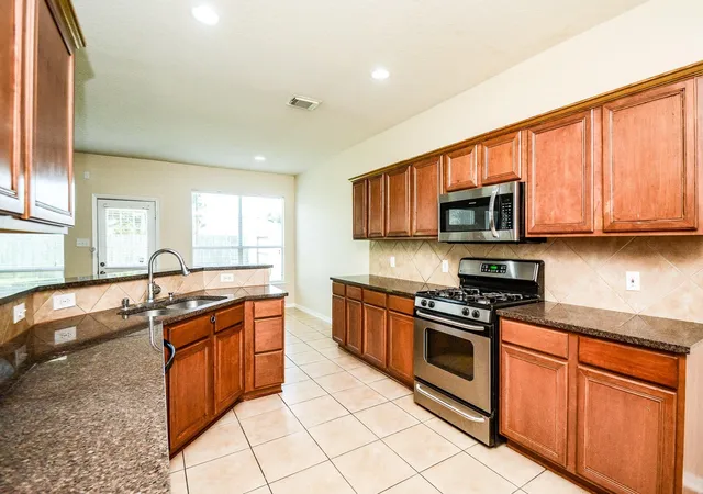 Photo 2 of Single family home for sale at 18507 Lodgepole Pine St, Cypress, TX 77429 | MLS# 53565643 | Listing updated on 2026-09-09