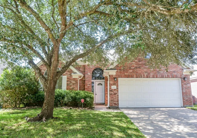 Photo 3 of Single family home for sale at 18507 Lodgepole Pine St, Cypress, TX 77429 | MLS# 53565643 | Listing updated on 2026-09-09