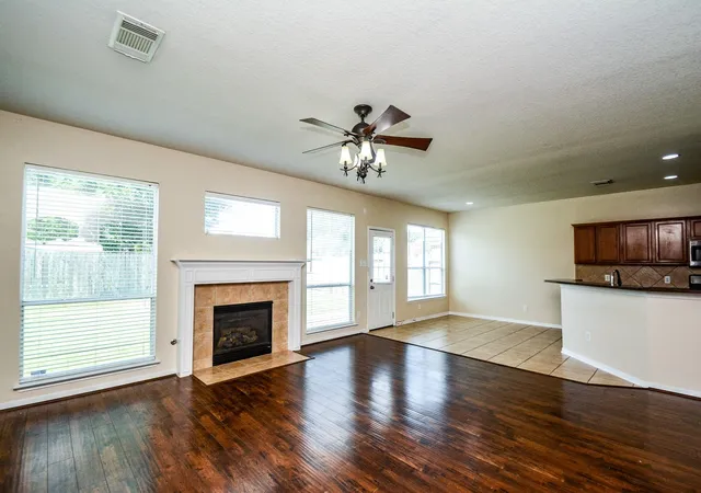 Photo 4 of Single family home for sale at 18507 Lodgepole Pine St, Cypress, TX 77429 | MLS# 53565643 | Listing updated on 2026-09-09