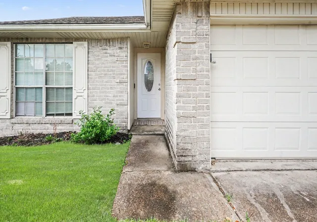 Photo 3 of Single family home for sale at 15342 Reigate Ln, Channelview, TX 77530 | MLS# 28430166 | Listing updated on 2026-09-16